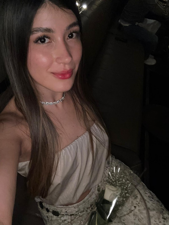 ARDIENTE SENSUAL COMPLACIENTE LLENA DE FANTASIAS