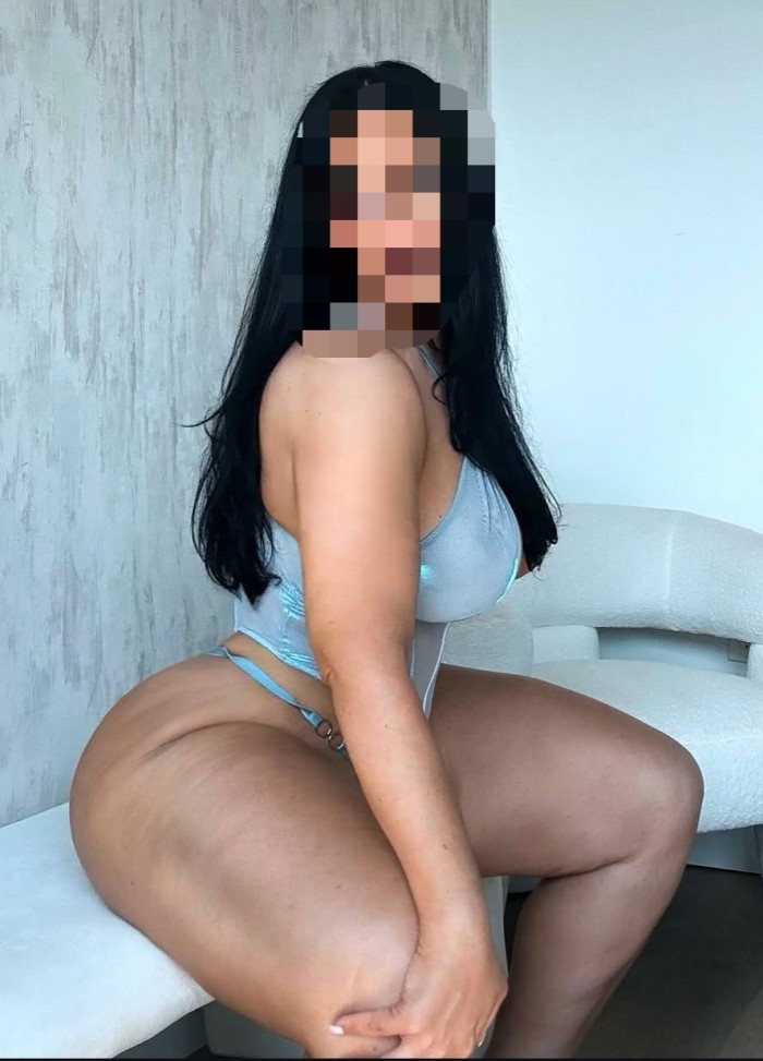 MASAJES, PLACER, EROTISMO TODO EN UNA SOLA MUJER
