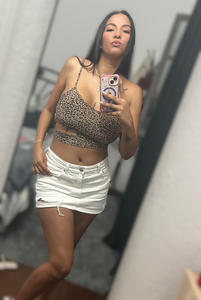 FIESTERA SENSUAL EN PUERTO DEL CARMEN