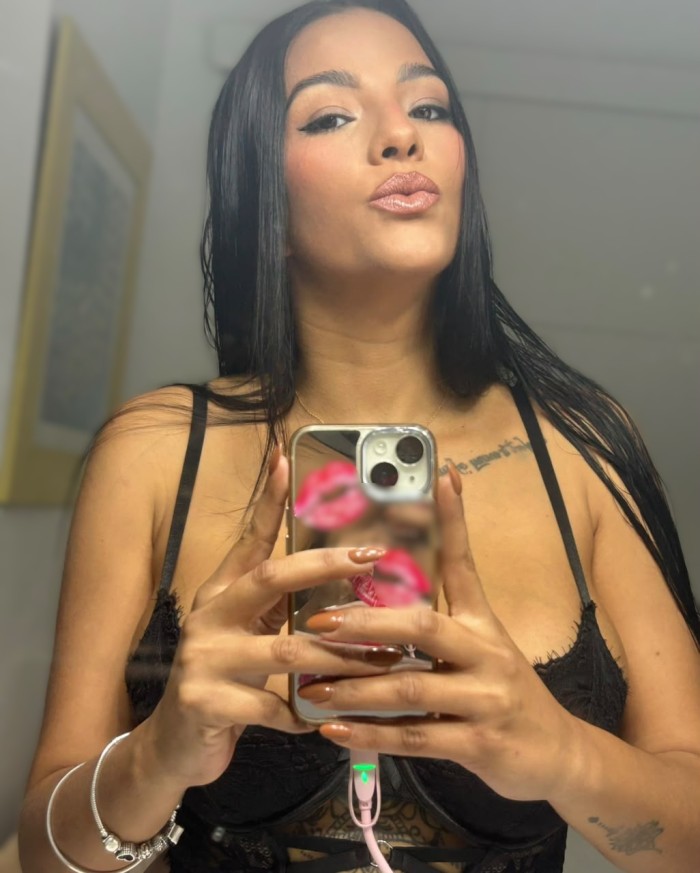 FIESTERA SENSUAL EN PUERTO DEL CARMEN
