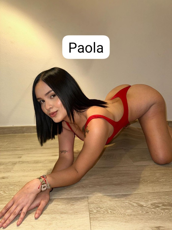 PAOLA CHICA ENCANTADORA FIESTERA Y SEXI