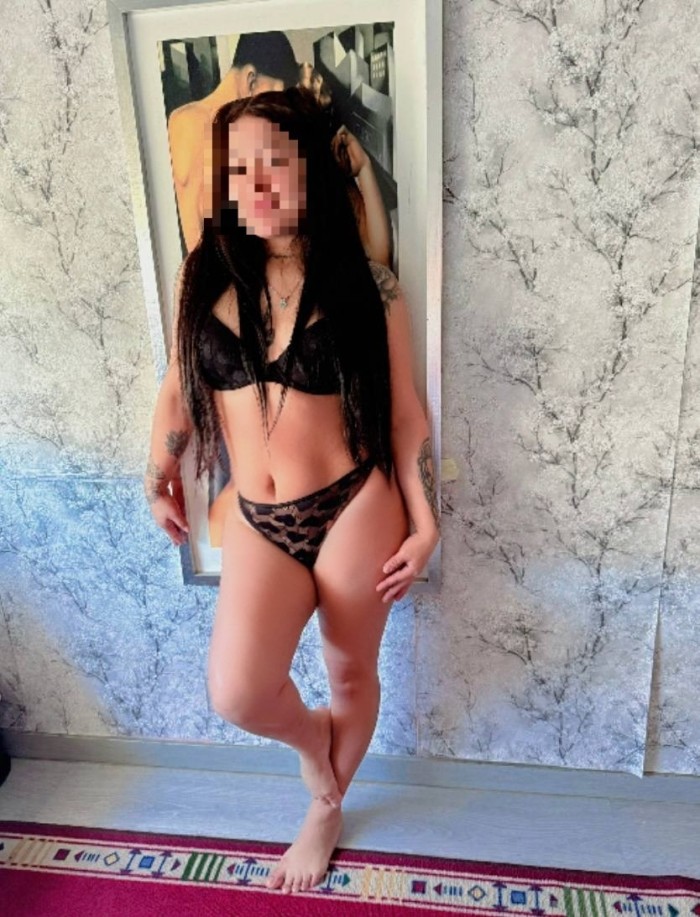 Colombiana guapa apasionada y muy entregada