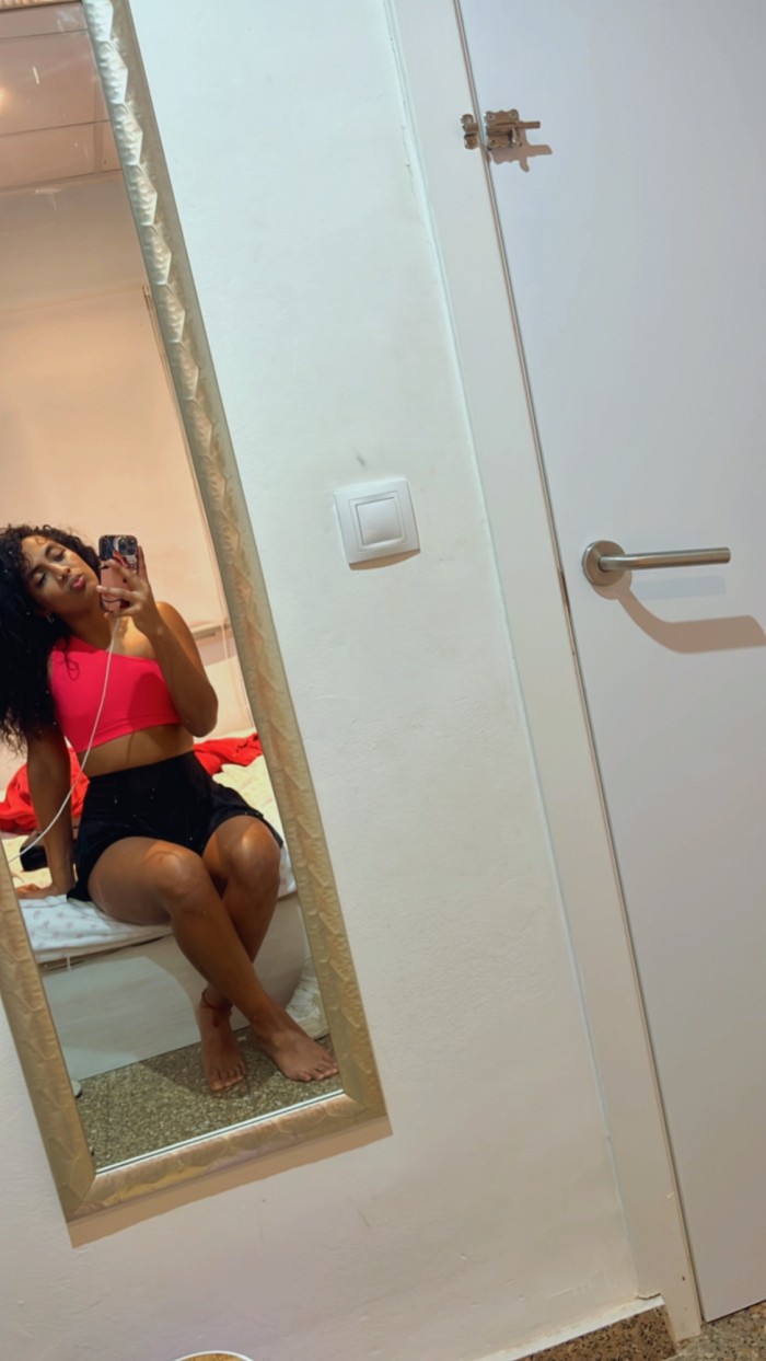 Novedad Guapa trans morena fiestera