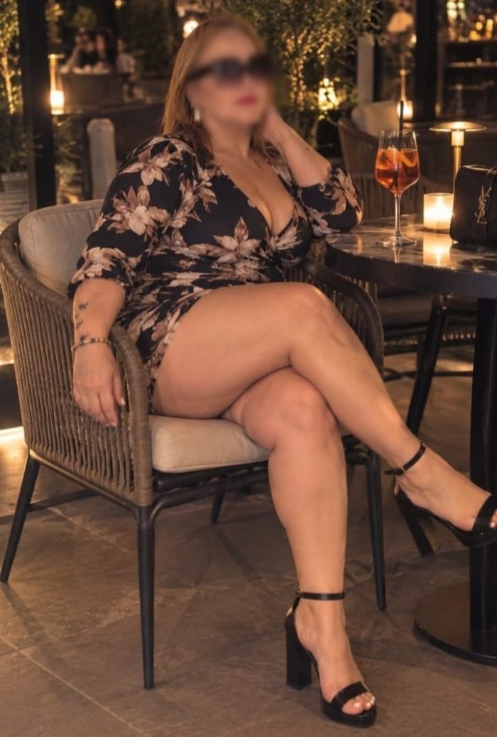 ENCANTADORA EXOTICA SENSUAL APASIONADA Y COMPLACIE
