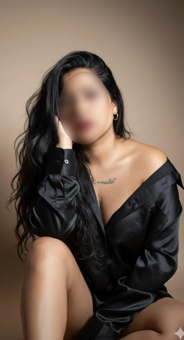 FOGOSA, IMPLICADA Y CACHONDA LATINA,613485154