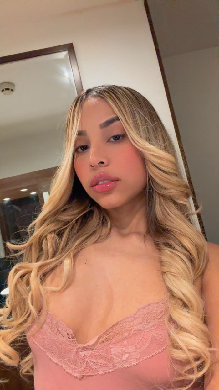 EN LUGO HERMOSA SENSUAL APASIONADA DESEOSA DE SEXO