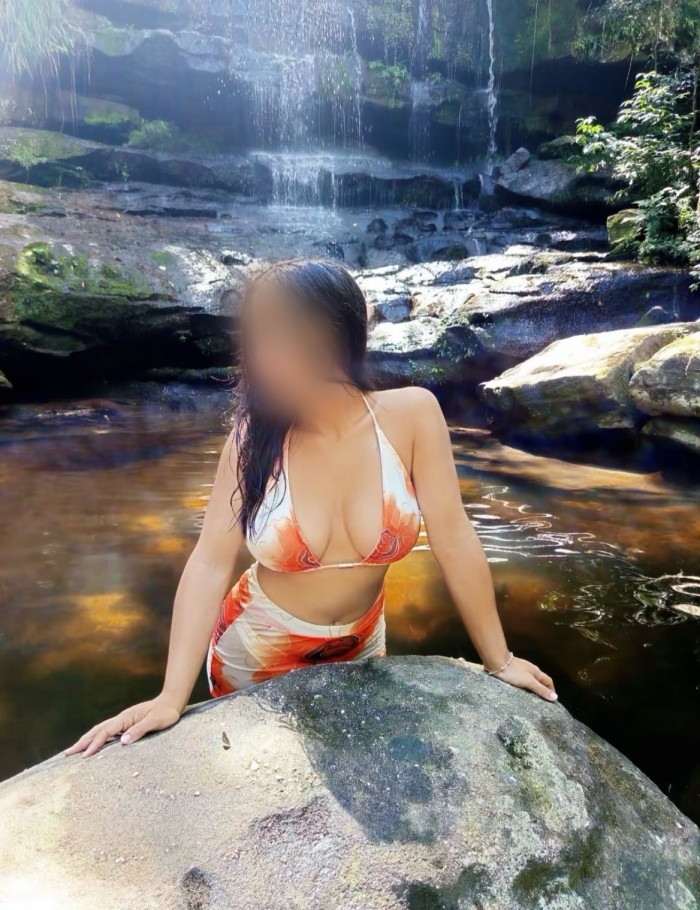 ***ELIANA NOVEDAD ACOMPAÑANTE JOVENCITA EXUBERANTE