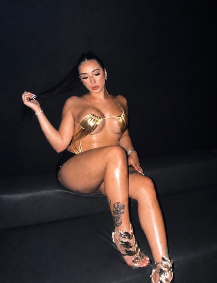 CHICA TRANS CON GRANDES SORPRESAS PARA TI ¡SOY NOVEDAD!