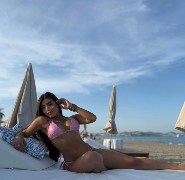 ESTOY EN EL MEDANO ¡EXCLUSIVA LATINA FIESTERA Y BIEN RICA DE CUERPO!