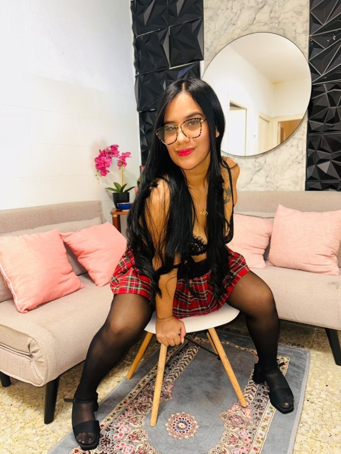 AMBAR LA VENEZOLANA MAS DIVERTIDA Y FIESTERA