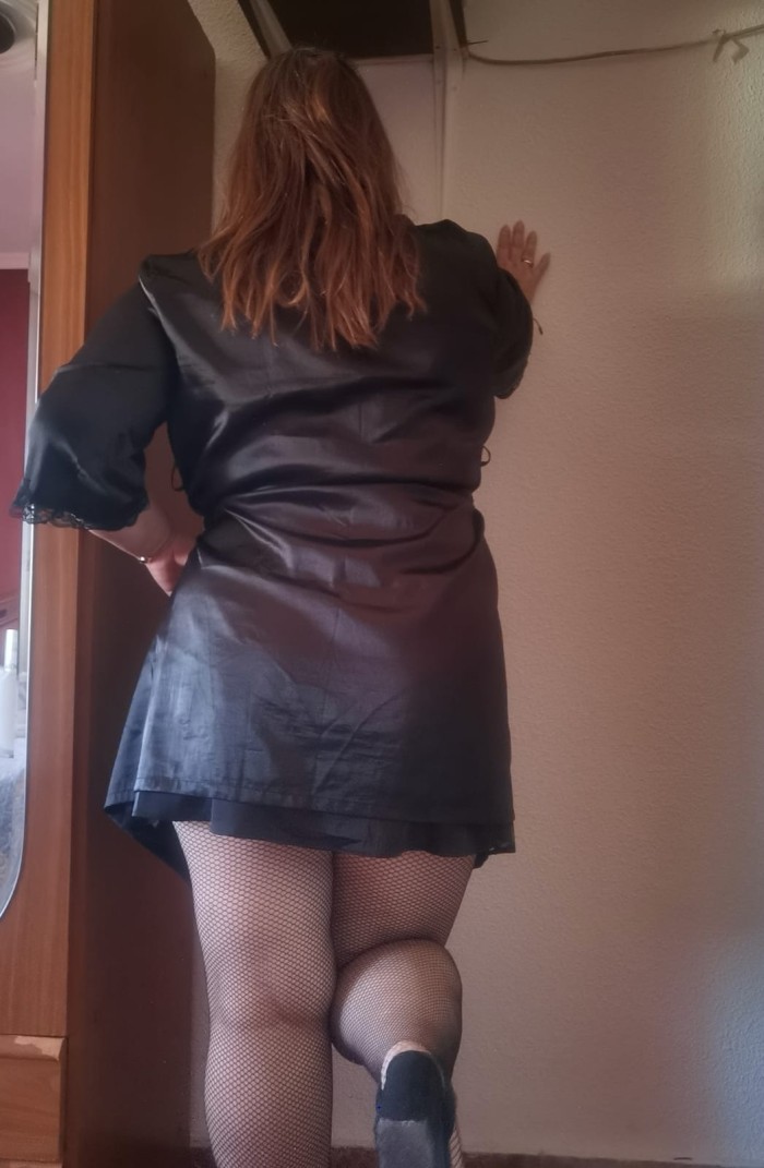 MADURITA CACHONDA MUY FIESTERA ..QUEDAMOS
