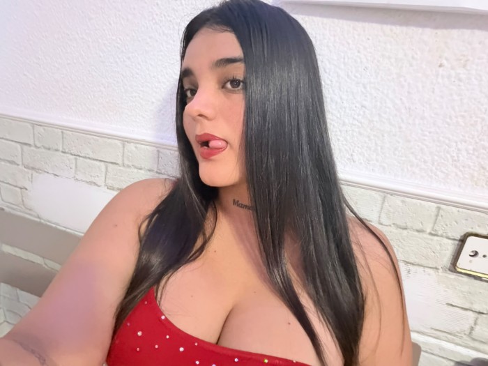 TU MAMASOTA NALGONA ARDIENTE SEXO DURO RICO