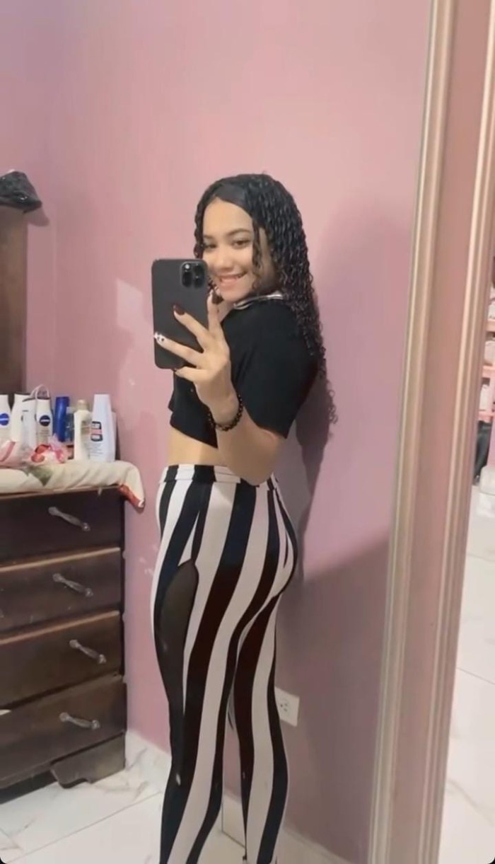 Mulatita jovencita preciosa Roquetas