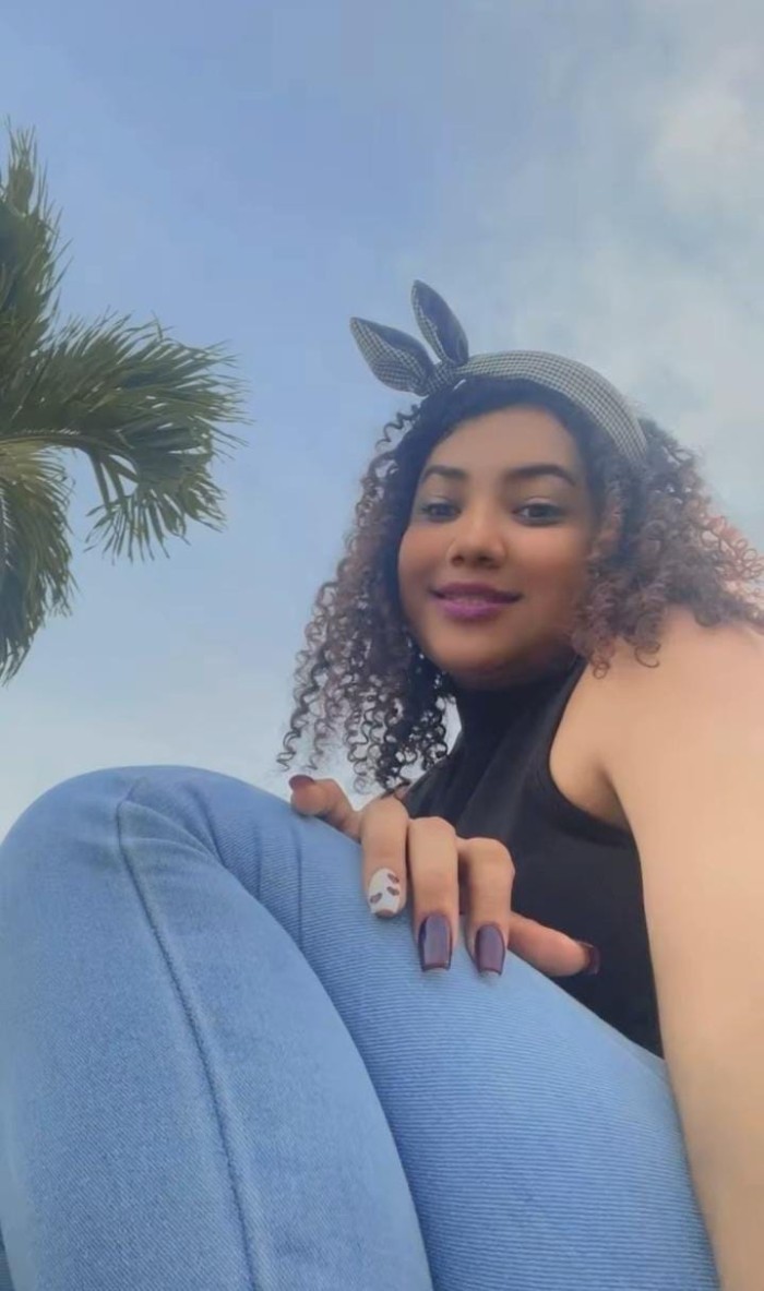 Mulatita jovencita preciosa Roquetas