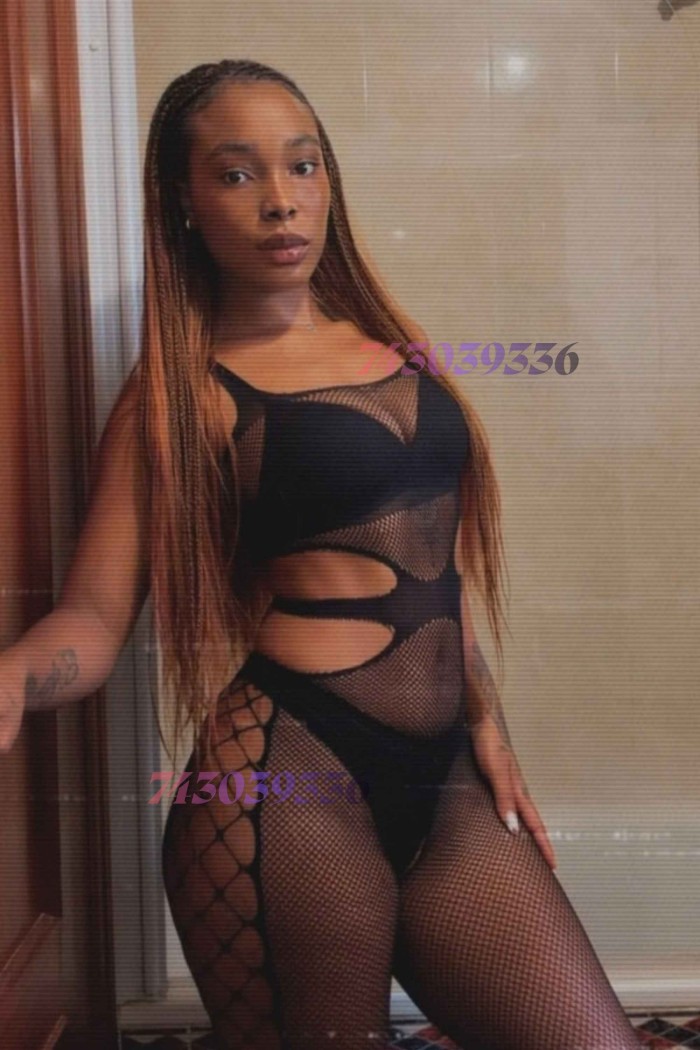 MORENA DELGADITA, MORBOSA Y CALIENTE