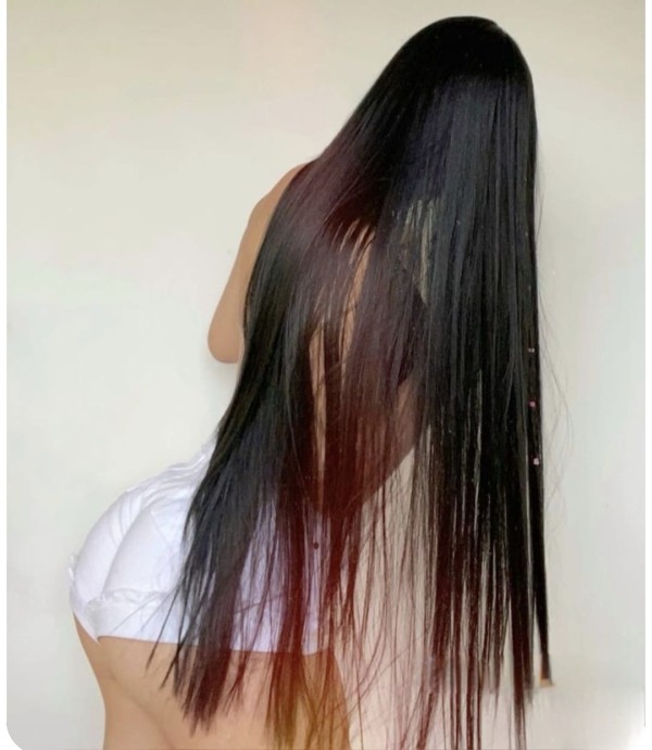 ARDIENTE SENSUAL COMPLACIENTE DESEOSA DE SEXO