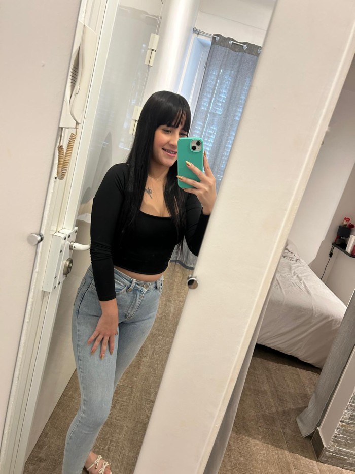 SOFÍA 19AÑOS VENEZOLANA FOGOSA ¡La Nena Más Cachonda ya esta en palma!