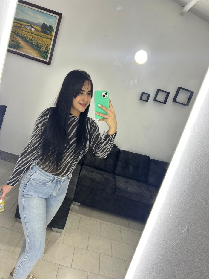 SOFÍA 19AÑOS VENEZOLANA FOGOSA ¡La Nena Más Cachonda ya esta en palma!