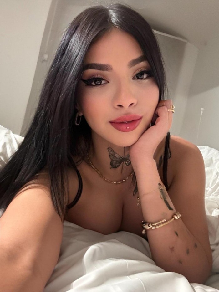 TALIANA EXÓTICA LATINA EN GUADALAJARA