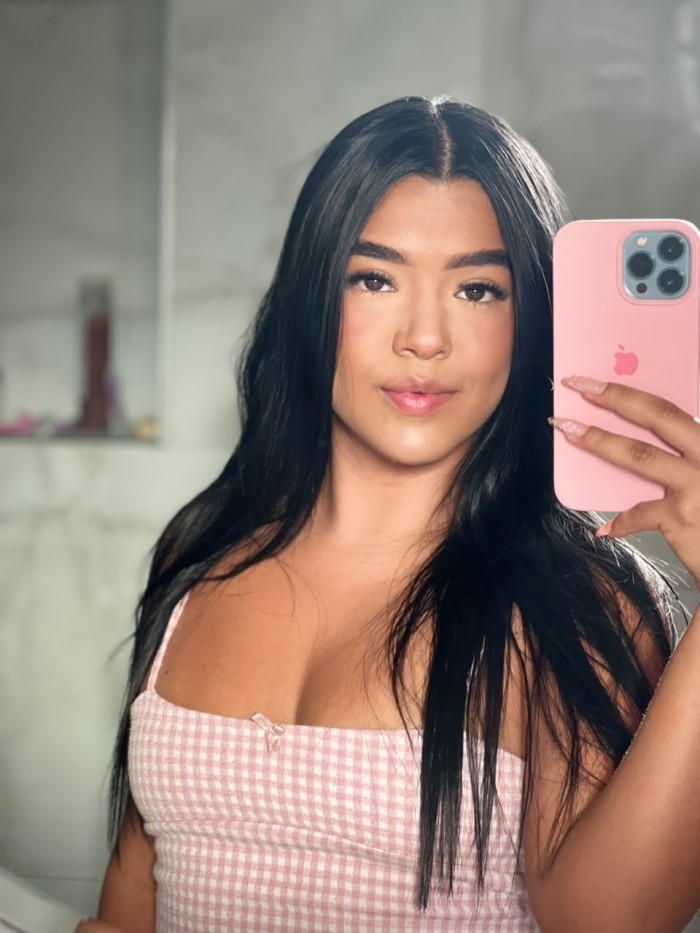 Hermosa morena