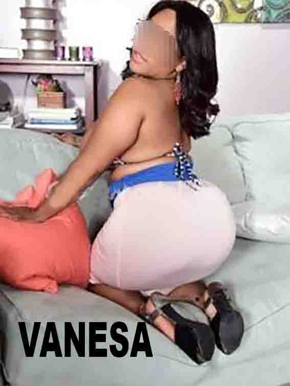 Vanesa, NUEVA cubana que la chupa con gana