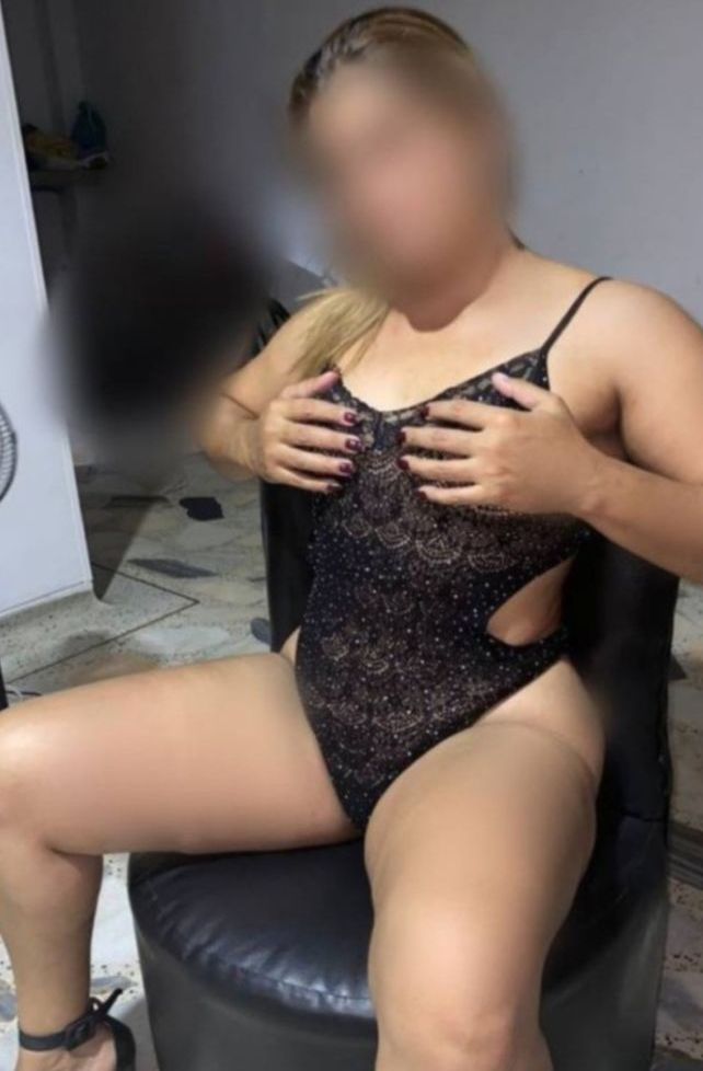 Rubia encantadora primera vez en Zamora