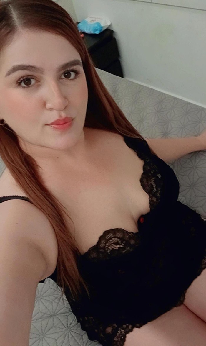 ALMOZARA SARA FOGOSA ALEGRE Y DIVERTIDA