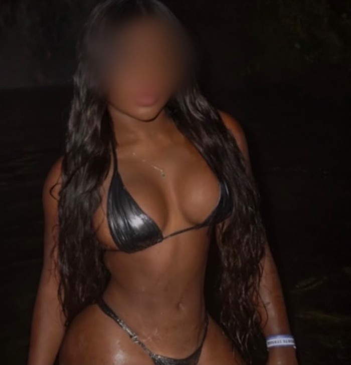 MULATA DE CURVAS PERFECTO MEJOR OPCION EN LEPE