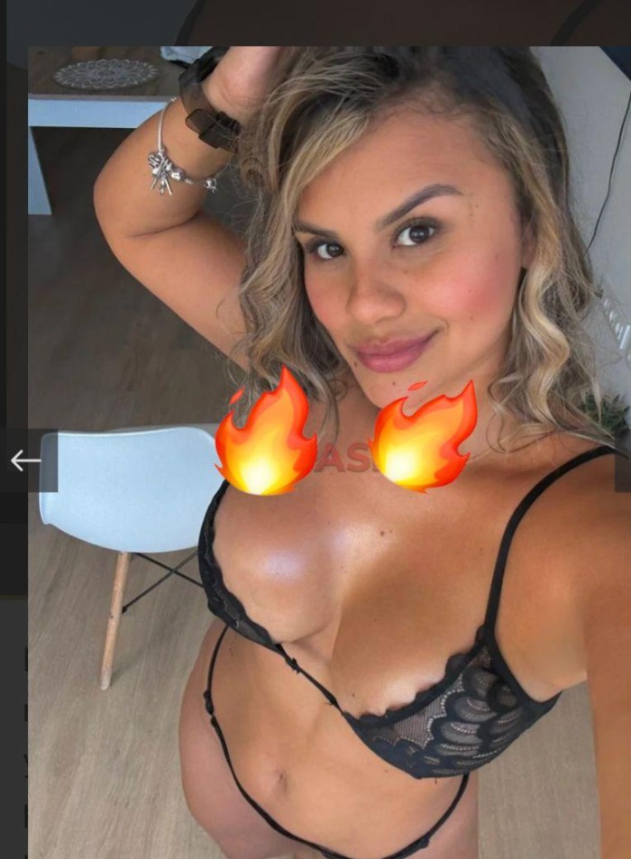 RUBIA IMPRESIONANTESOLO UNOS DIAS EN VIGO
