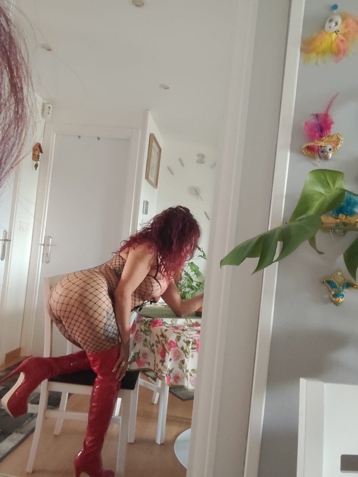 SEXO LUJURIA CHICA TRANS EN OVIEDO CALLE GENERAL