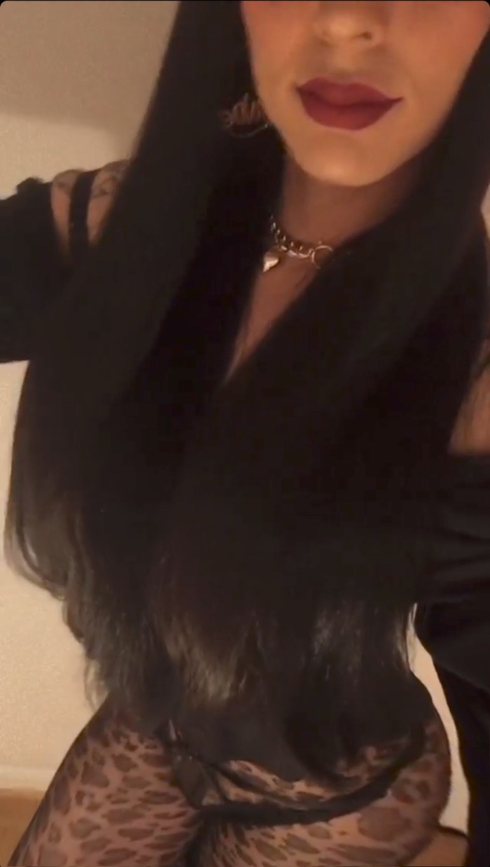 Tranny Claudia morenaza exótica TATUAda 1.80