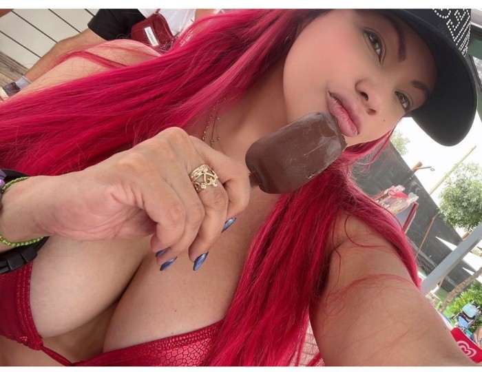 PENETRAME HASTA HACERME GEMIR