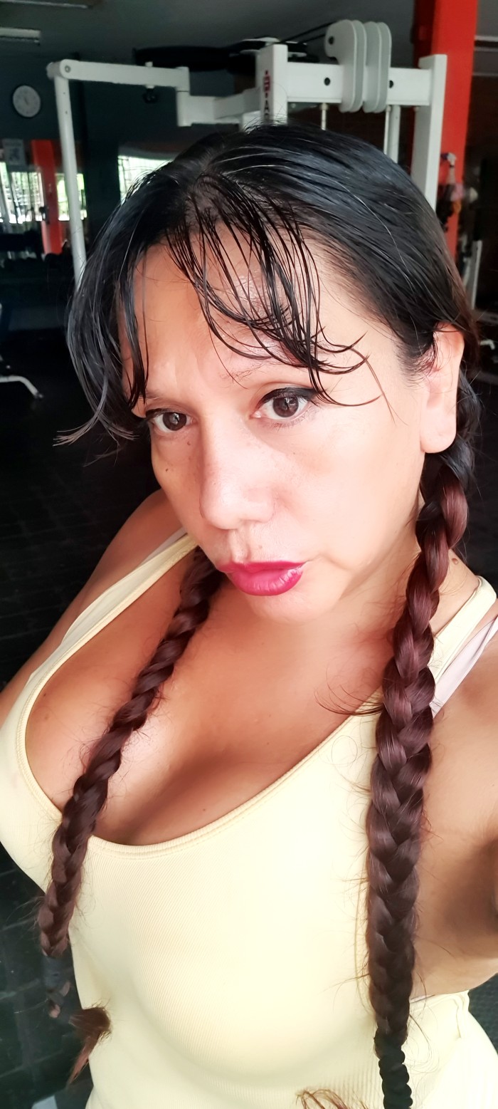 Gustosa, mamasita trans