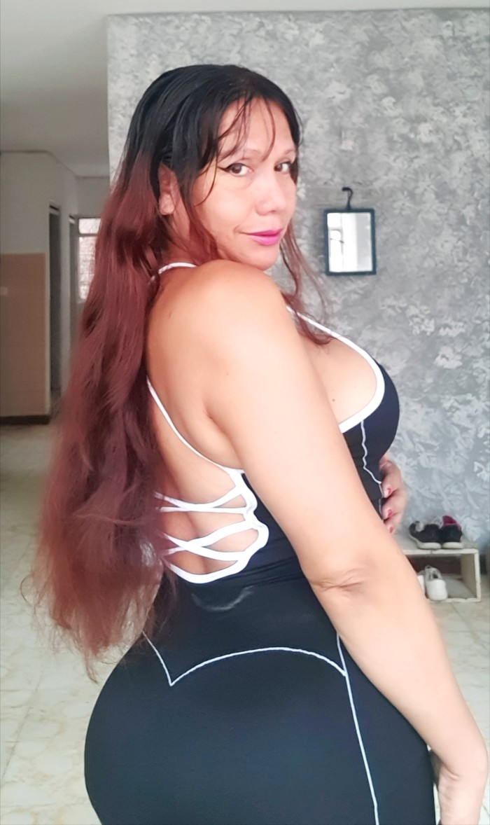 Gustosa, mamasita trans