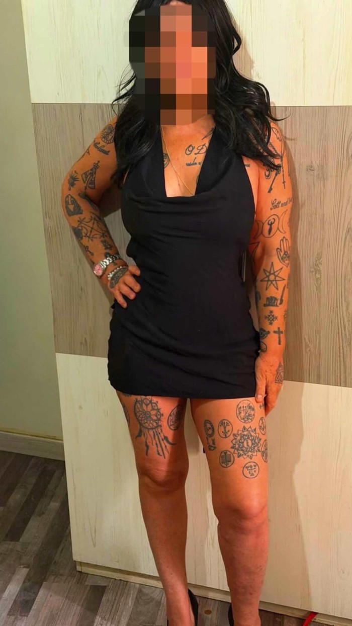 HELENA, ARDIENTE BRASILEÑA DISPONIBLE PARA COMPLACERTE