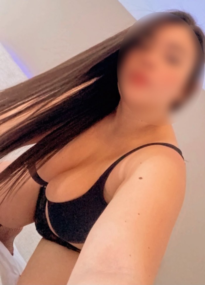 SIN RESTRICCIONES DISPUESTA A COMPLACERTE LLAMAME,747466617