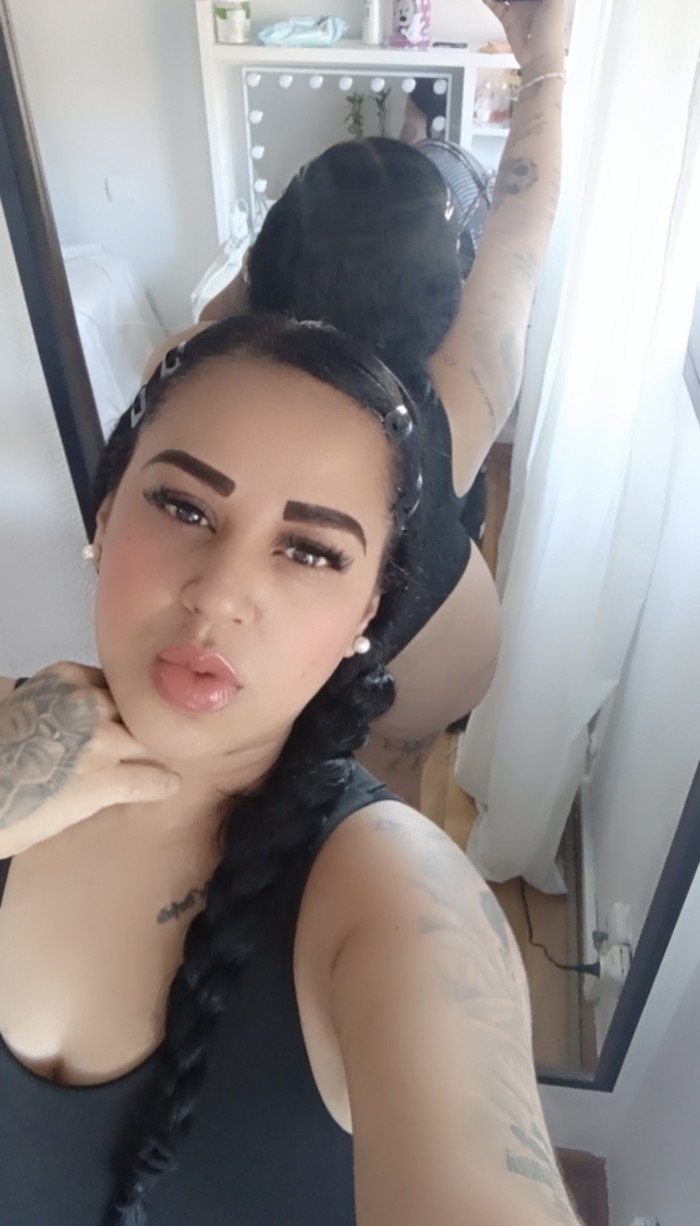 Colombiana con curvas cachonda en Seseña