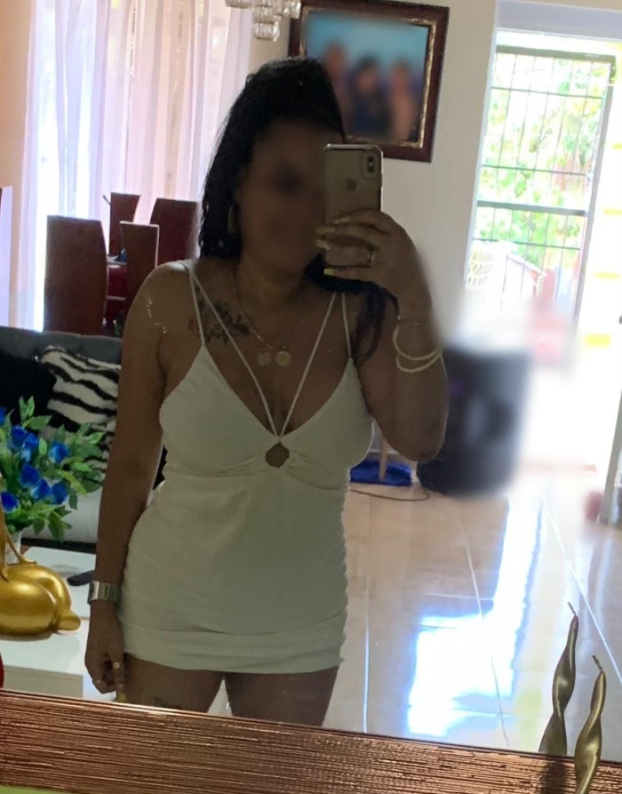PUTITA MUY ARDIENTE VEN Y FOLLEMOS MUY RICO