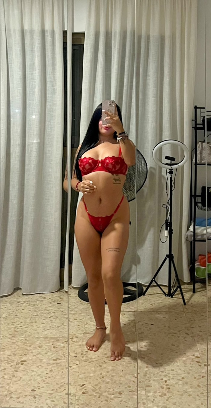 CATALINA ATREVIDA LATINA EN FUENGIROLA LLAMAME