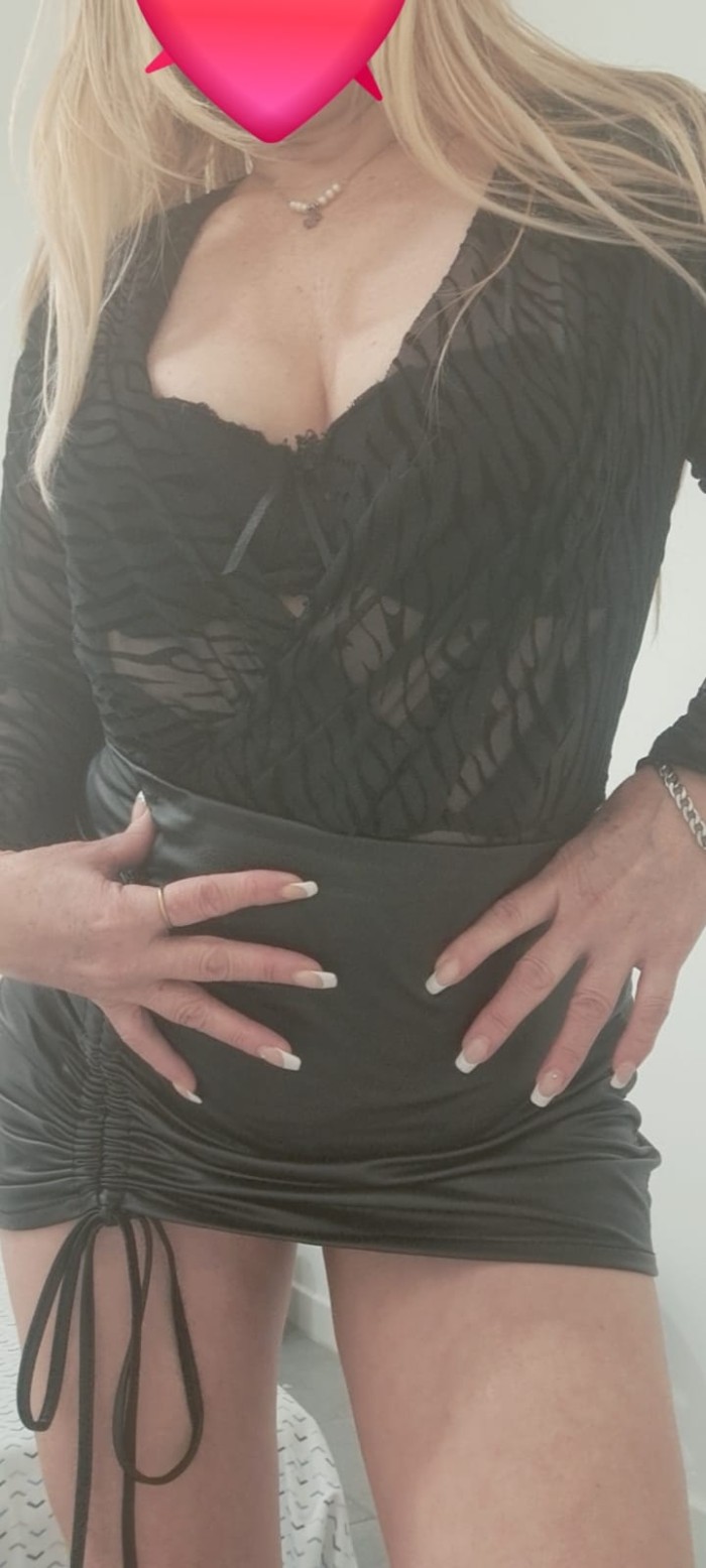 EN TORRELAVEGA SEXO FIESTA A TOPE GRIEGO DELICIOSO