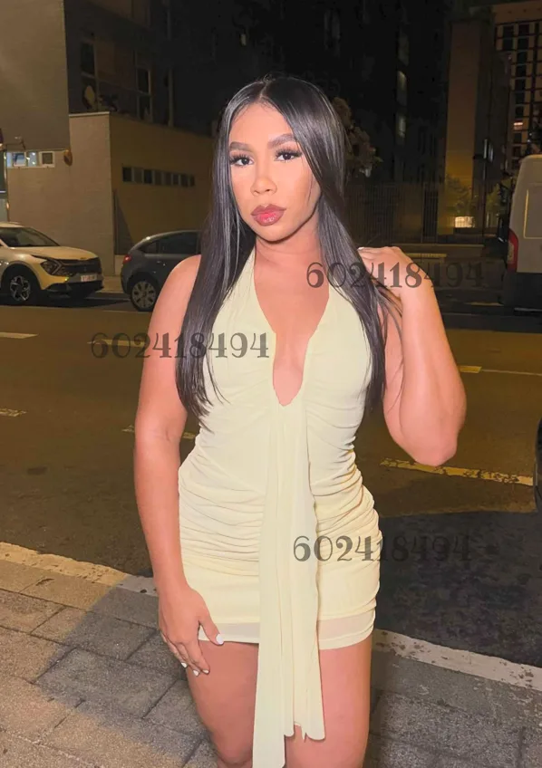 UNIVERSITARIA FIESTERA, SEXY Y SEDUCTORA
