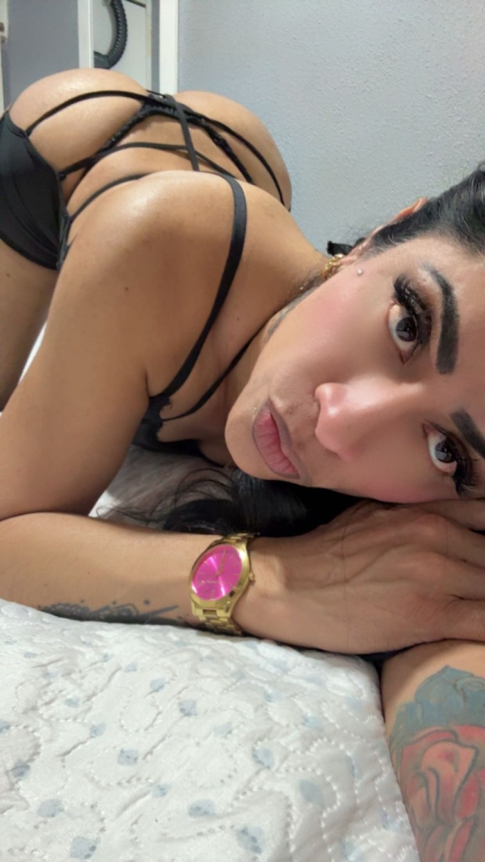DIOSA DE LA FIESTA , REAL AMA DOMINANTE 21.CM XL