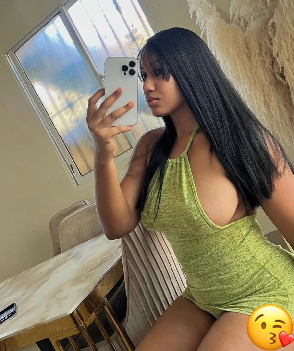NUEVA JOVENCITA CALIENTE VICIOSA FIESTERA