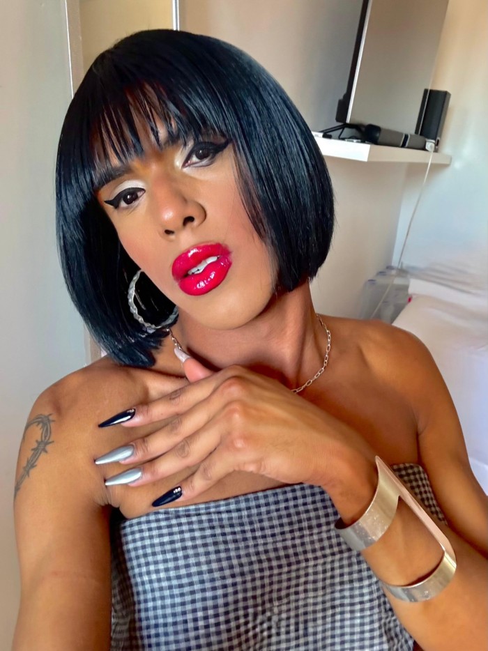 AUTENTICA TRANS CD JOVENCITA VENEZOLANA GUAPISIMA