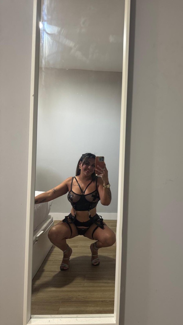 Atrevida, sexy Y Con Mucho Encanto