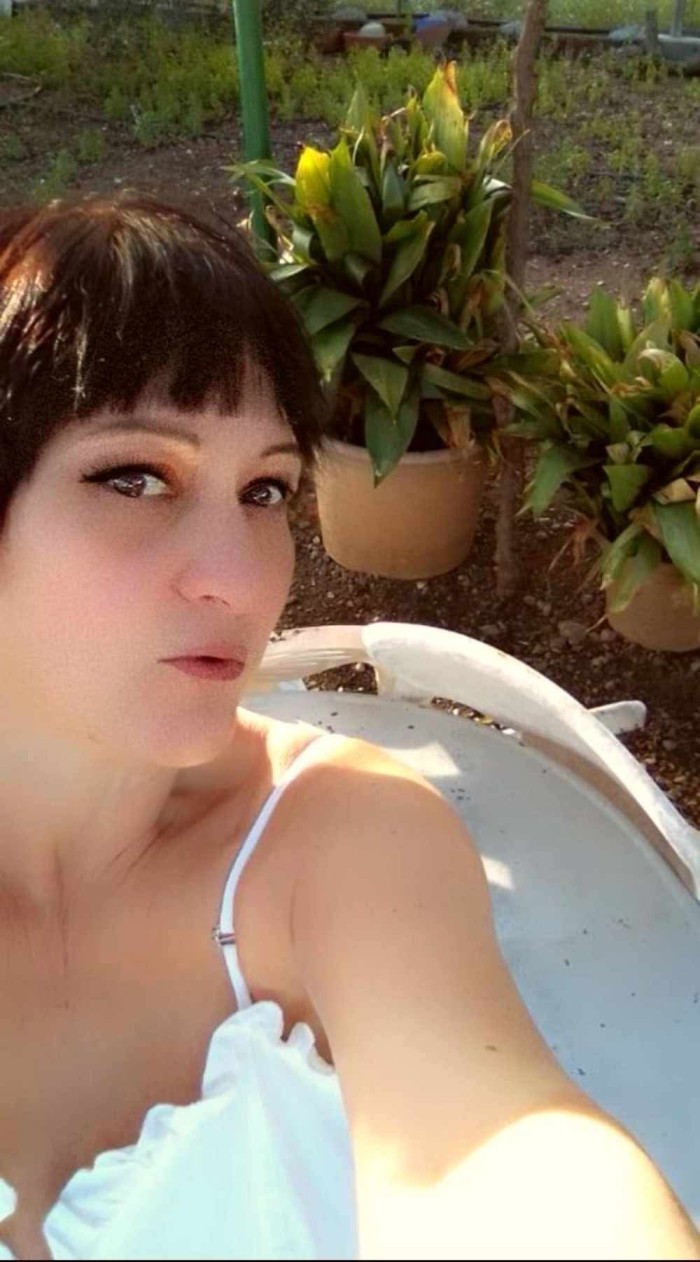 Soy la mujer perfecta para ti. Española. Llámame.