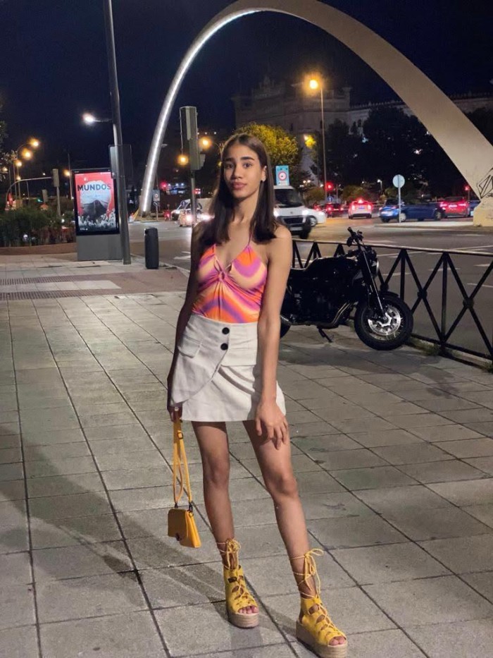 678552076 Sara JUGUETONA, SENSUAL Y ERÓTICA