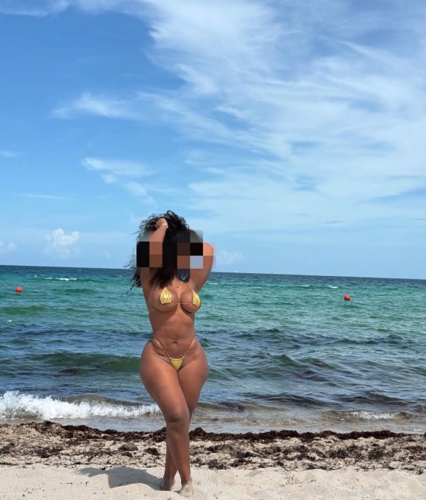 PAMELA BDSM Y DOMINACIÓN TE ESPERO EN ALICANTE