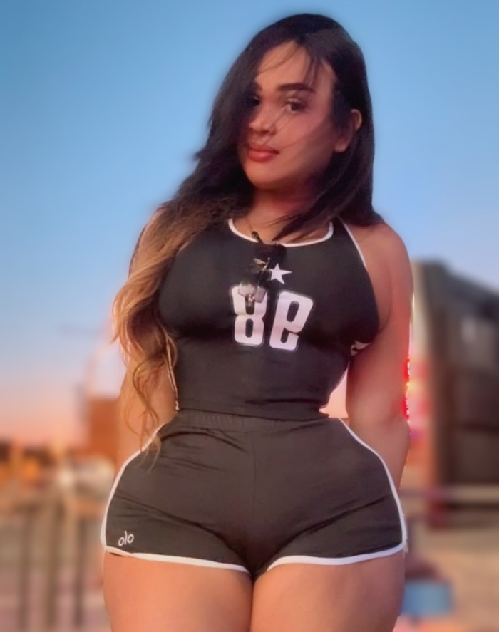 NICOL TRANS TRAVIESA Y JUGUETONA FOTOS REALES