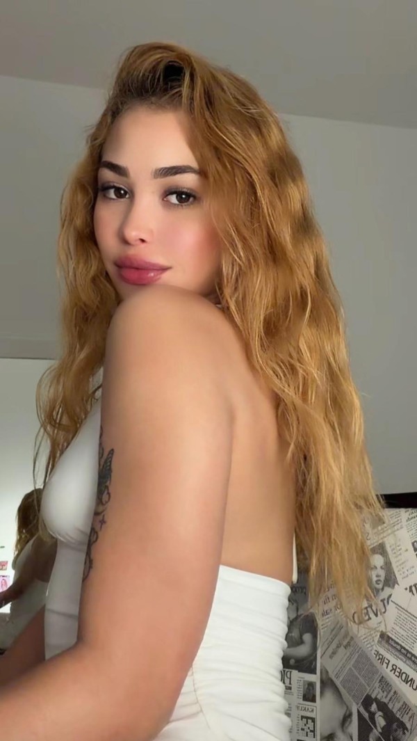 ARDIENTE SENSUAL ESCORT CACHONDA NOVEDAD